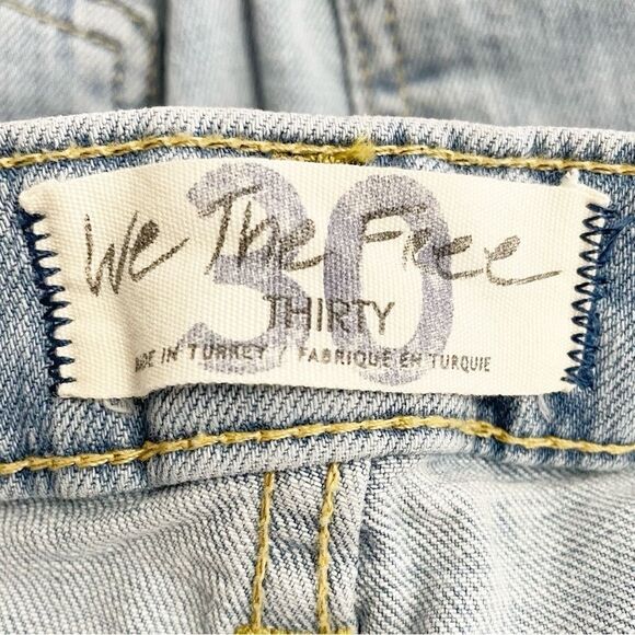 Free People Liv Crop Flare Leg Mid Rise Jeans Medium Wash Released Hem Size 30 - Picture 10 of 13
